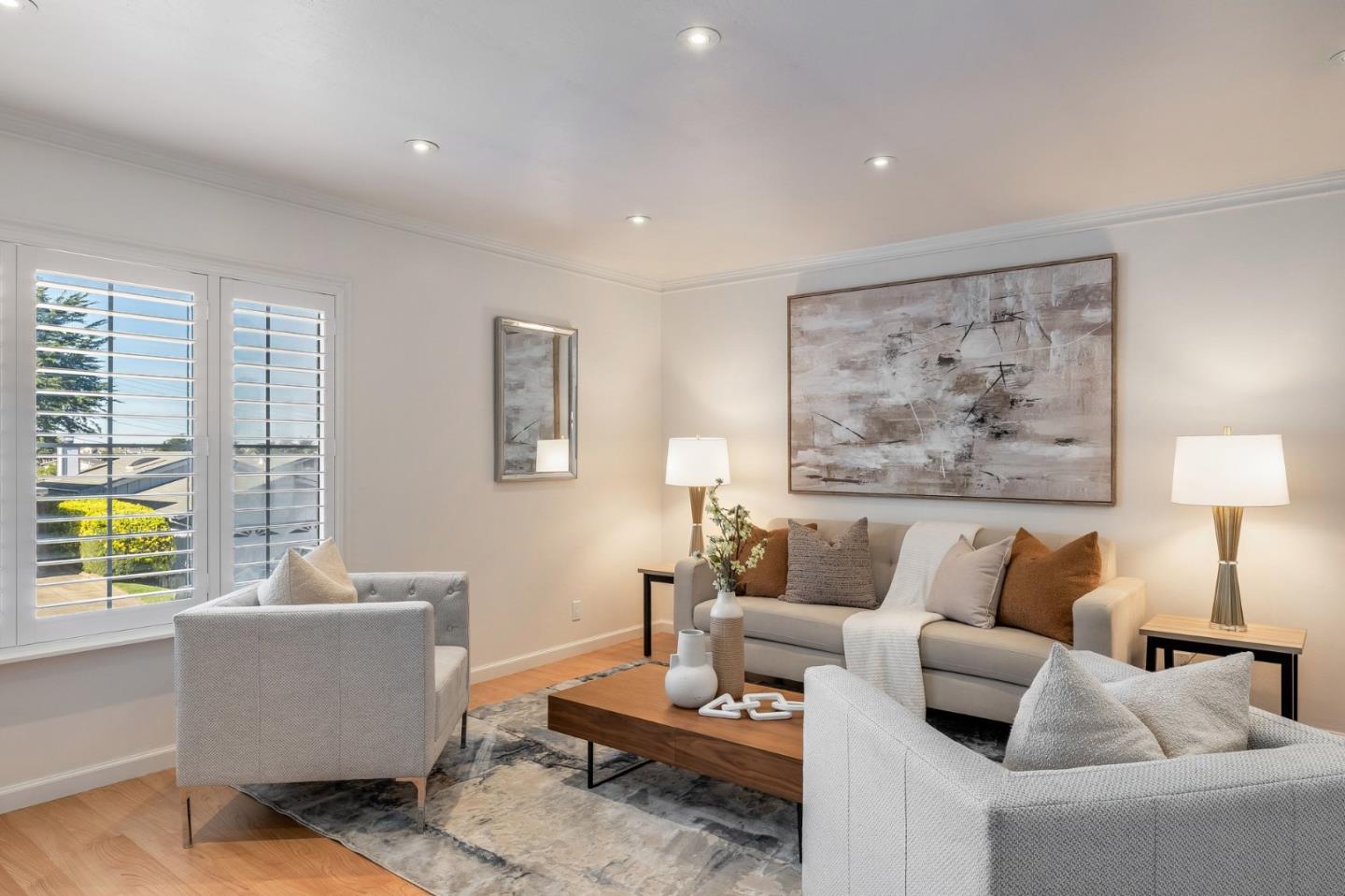 Detail Gallery Image 5 of 47 For 3900 Chilton Ln, San Bruno,  CA 94066 - 3 Beds | 3 Baths