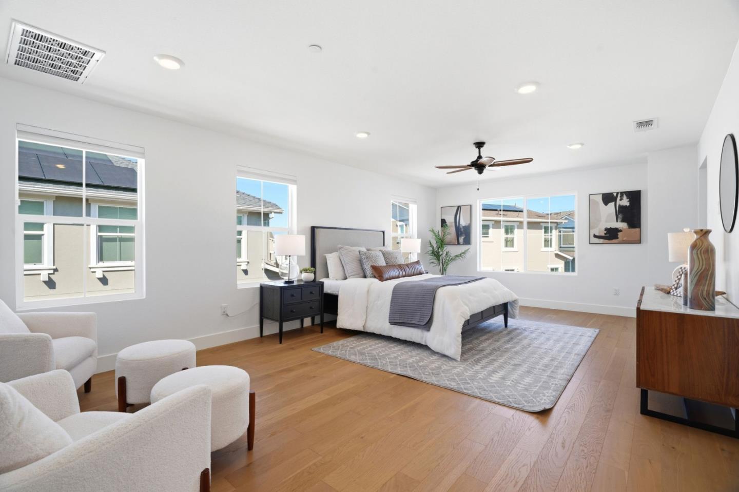 Detail Gallery Image 18 of 55 For 37380 Watersail Way, Newark,  CA 94560 - 4 Beds | 4/1 Baths