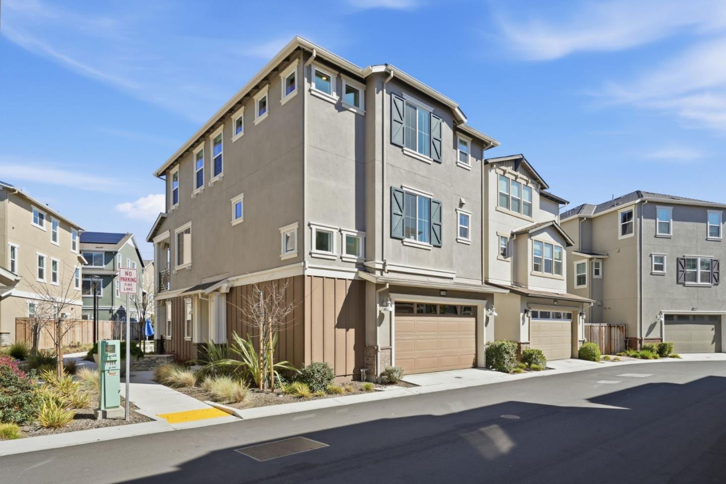 Detail Gallery Image 37 of 55 For 37380 Watersail Way, Newark,  CA 94560 - 4 Beds | 4/1 Baths