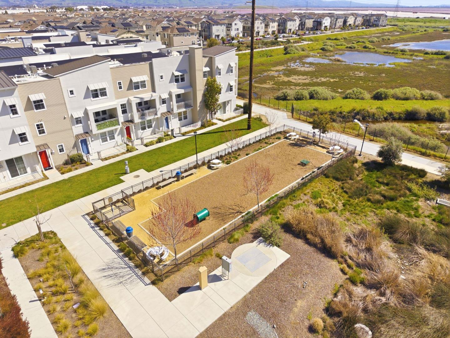 Detail Gallery Image 48 of 55 For 37380 Watersail Way, Newark,  CA 94560 - 4 Beds | 4/1 Baths