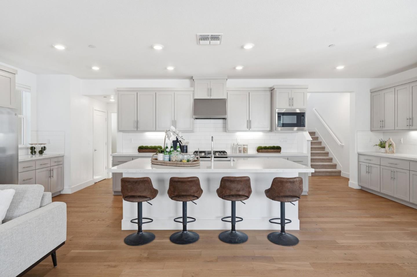 Detail Gallery Image 5 of 55 For 37380 Watersail Way, Newark,  CA 94560 - 4 Beds | 4/1 Baths