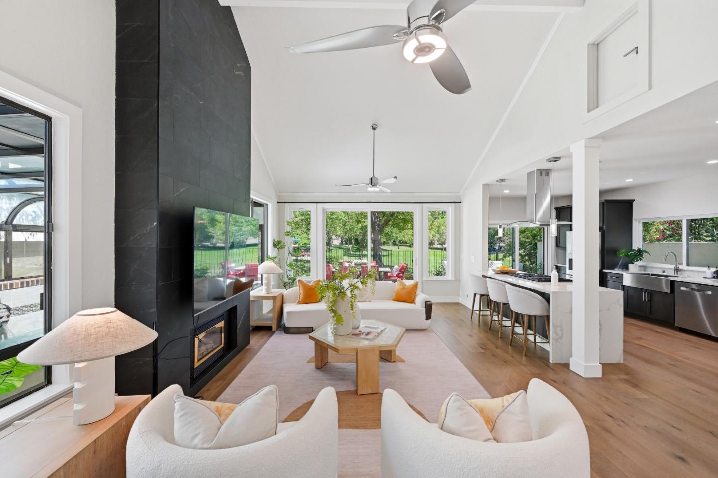 305 Jacaranda Drive