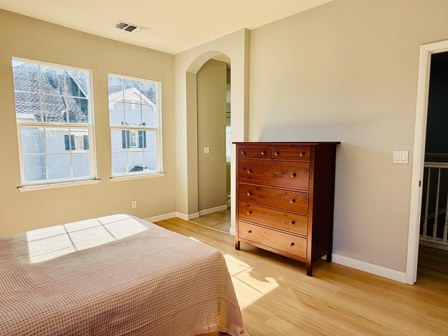 Detail Gallery Image 25 of 50 For 562 Montego Ter, Sunnyvale,  CA 94089 - 4 Beds | 3 Baths