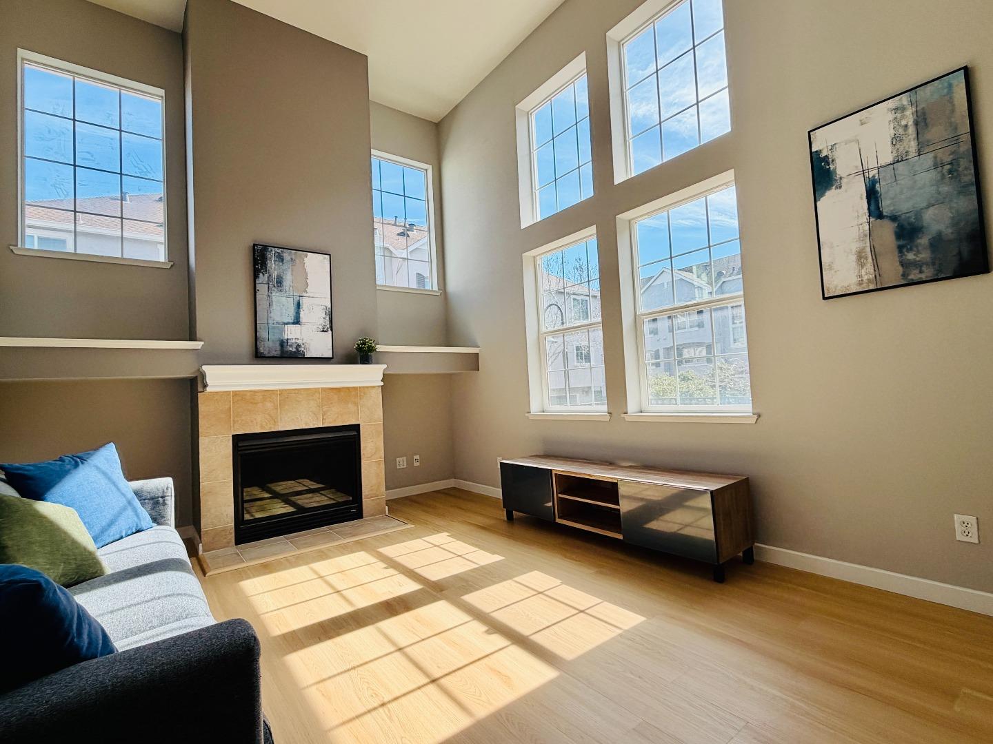 Detail Gallery Image 6 of 50 For 562 Montego Ter, Sunnyvale,  CA 94089 - 4 Beds | 3 Baths