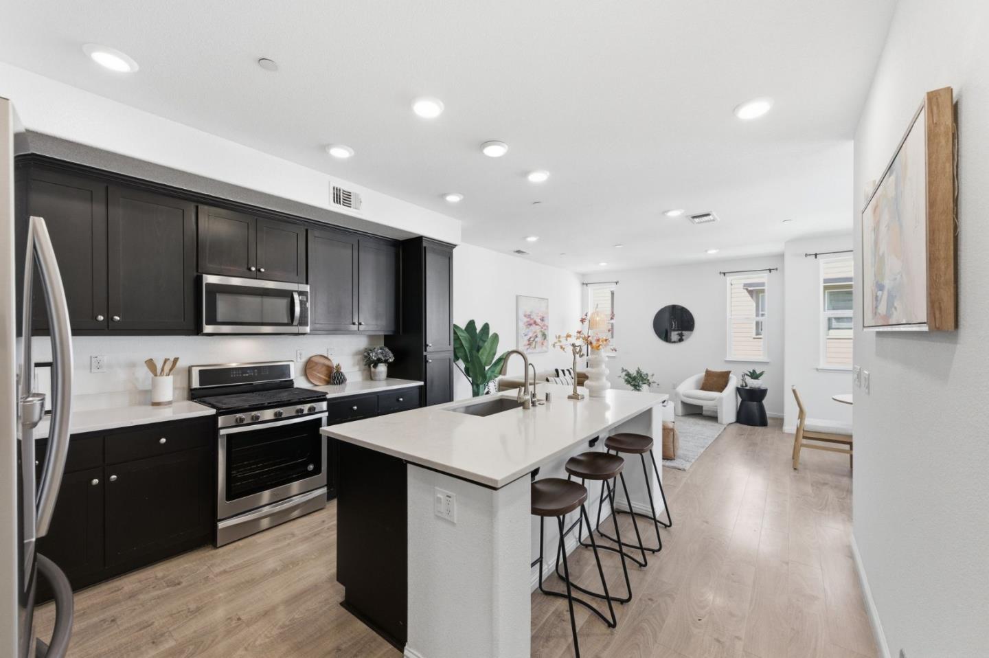 Photo #8: ML82037558 Listing: Photo #8