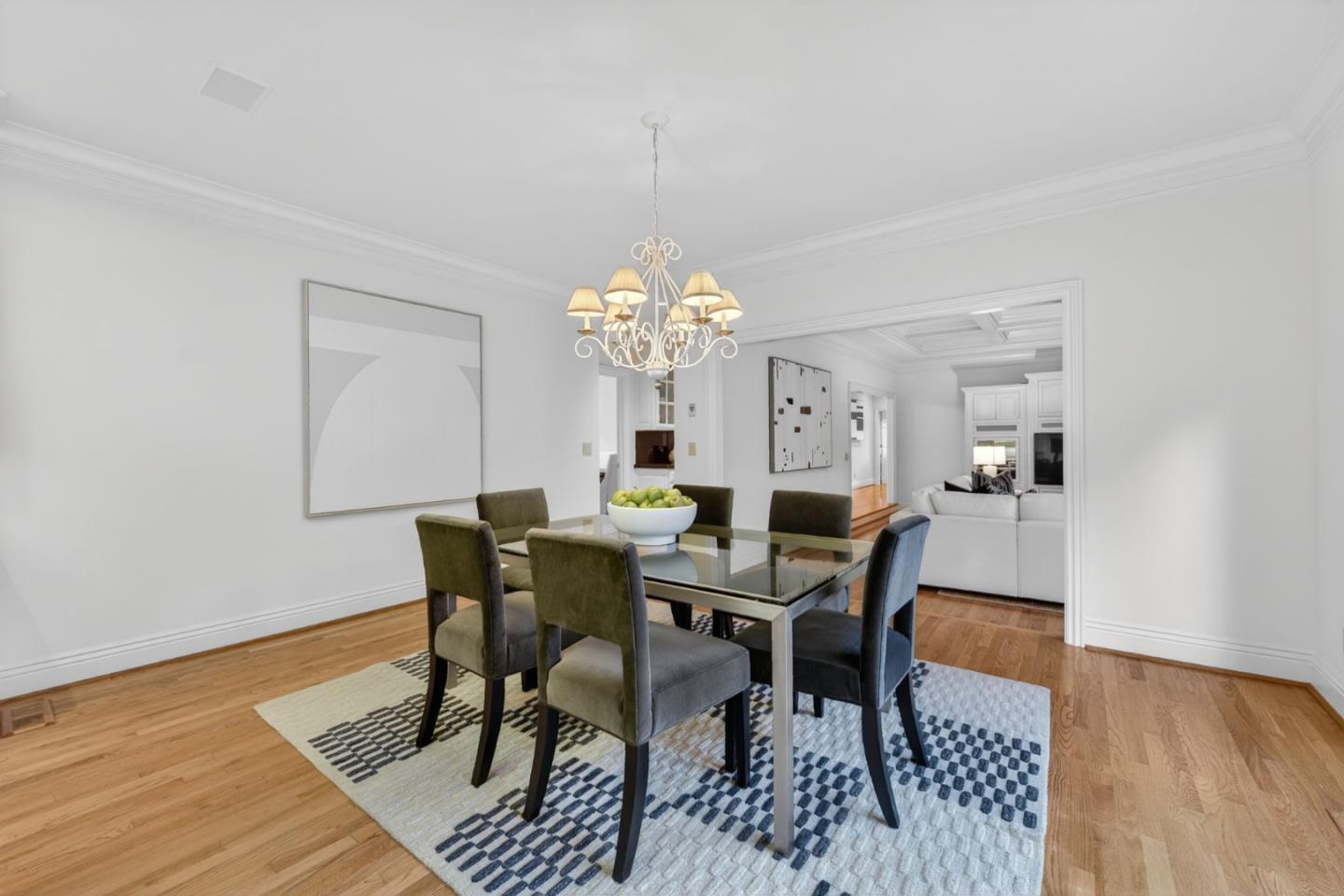 Detail Gallery Image 12 of 37 For 20026 Heritage Oak, Saratoga,  CA 95070 - 4 Beds | 3/1 Baths