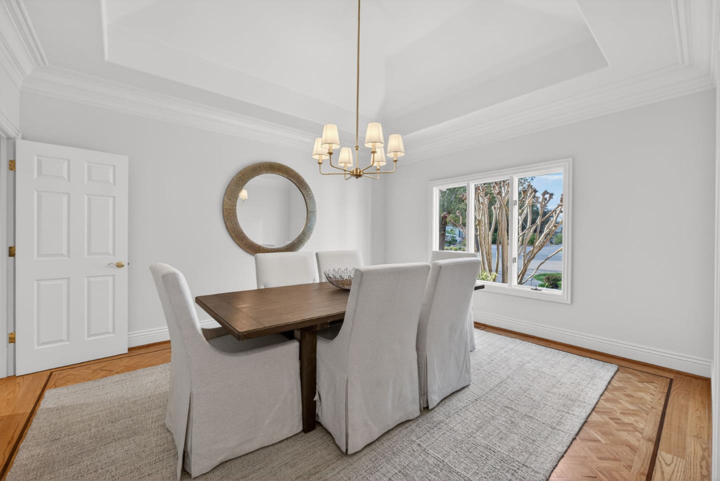 Detail Gallery Image 14 of 37 For 20026 Heritage Oak, Saratoga,  CA 95070 - 4 Beds | 3/1 Baths