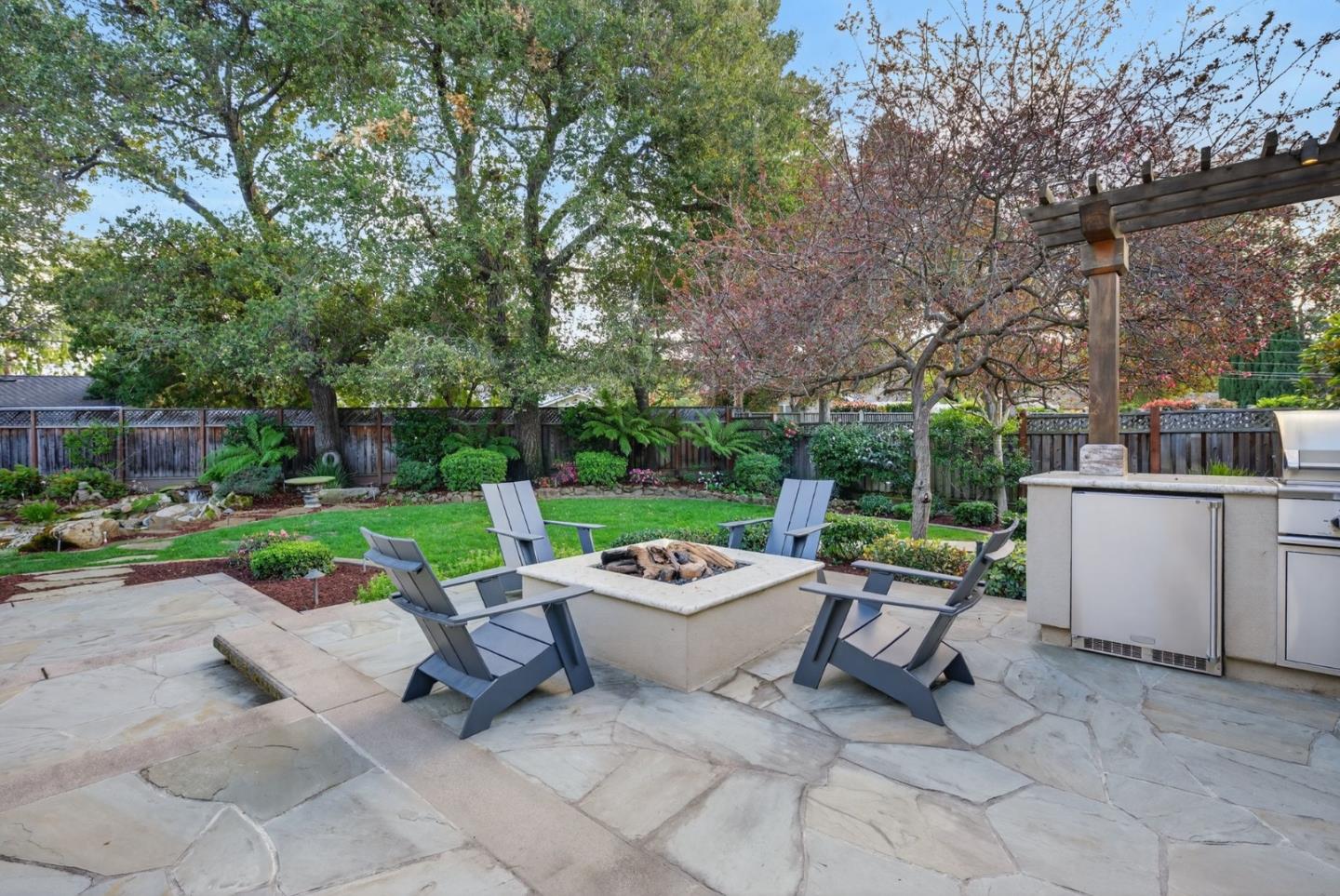 Detail Gallery Image 30 of 37 For 20026 Heritage Oak, Saratoga,  CA 95070 - 4 Beds | 3/1 Baths