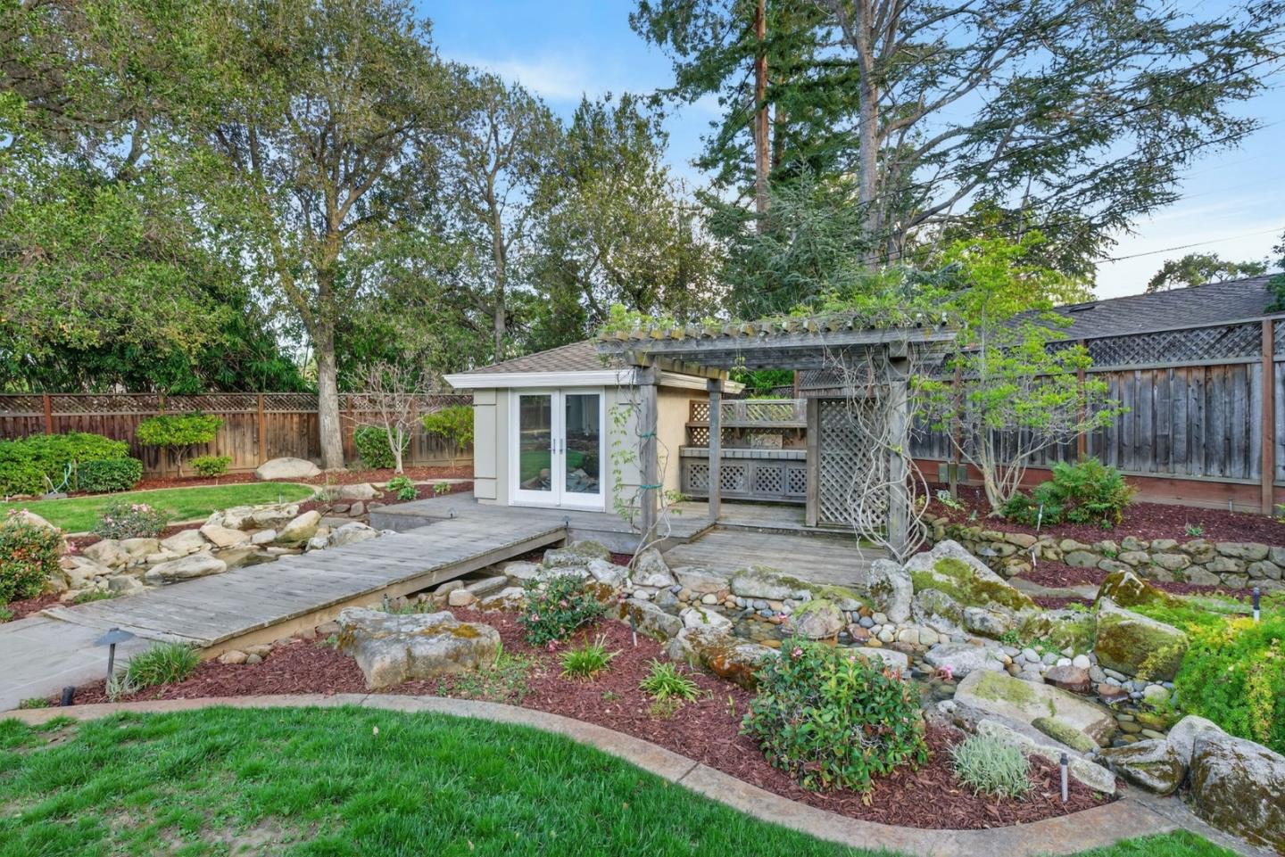 Detail Gallery Image 35 of 37 For 20026 Heritage Oak, Saratoga,  CA 95070 - 4 Beds | 3/1 Baths