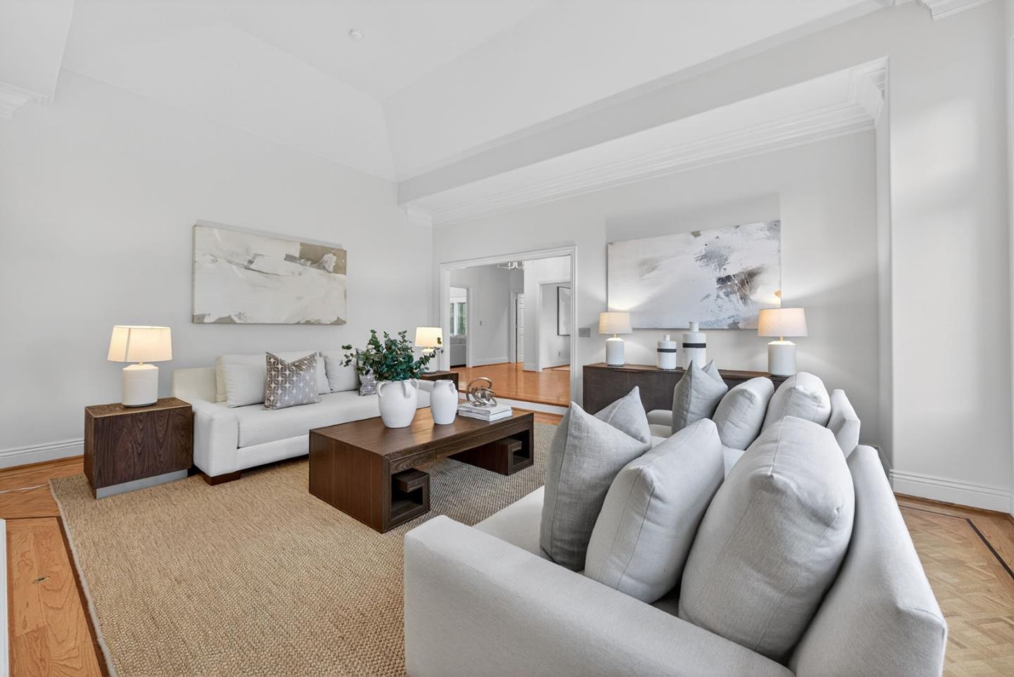 Detail Gallery Image 5 of 37 For 20026 Heritage Oak, Saratoga,  CA 95070 - 4 Beds | 3/1 Baths