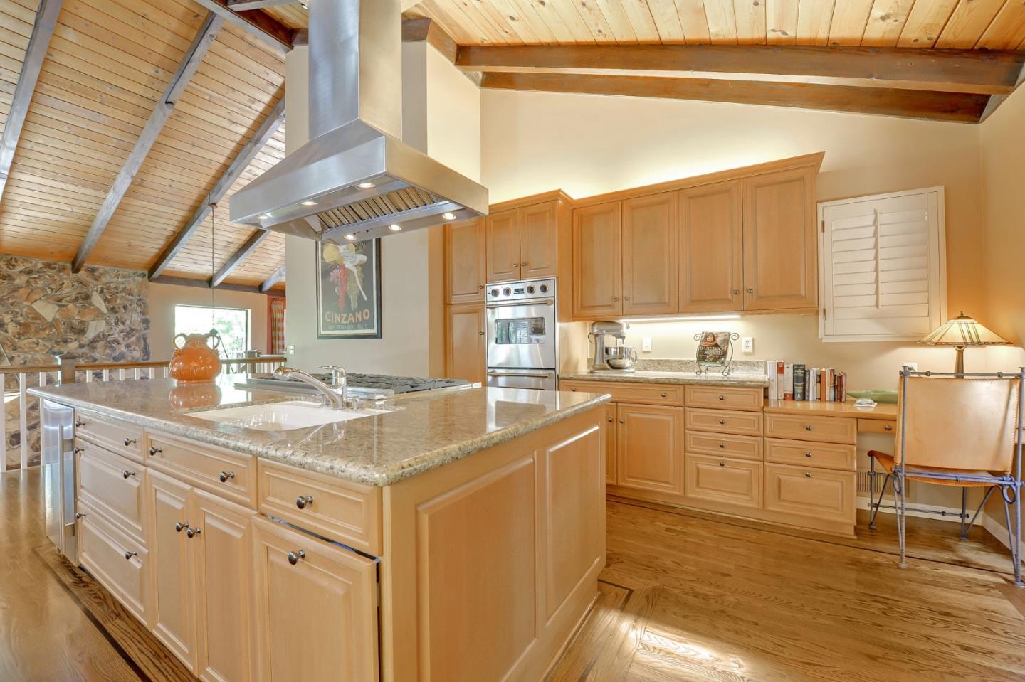 Detail Gallery Image 2 of 21 For 153 Devonshire Blvd, San Carlos,  CA 94070 - 4 Beds | 4/1 Baths