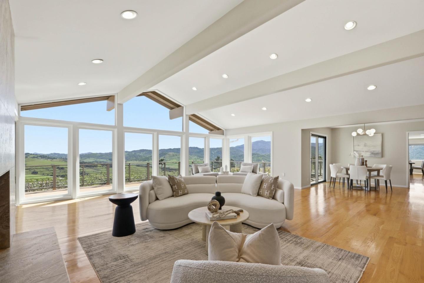 Detail Gallery Image 10 of 102 For 20768 Scenic Vista Dr, San Jose,  CA 95120 - 5 Beds | 3/1 Baths