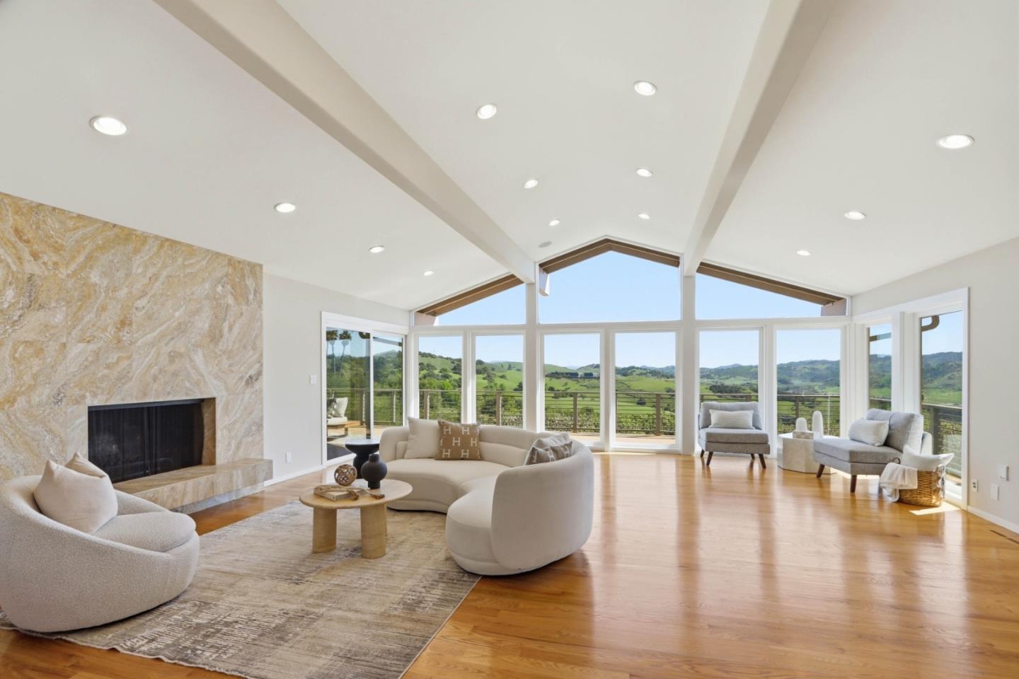 Detail Gallery Image 11 of 102 For 20768 Scenic Vista Dr, San Jose,  CA 95120 - 5 Beds | 3/1 Baths