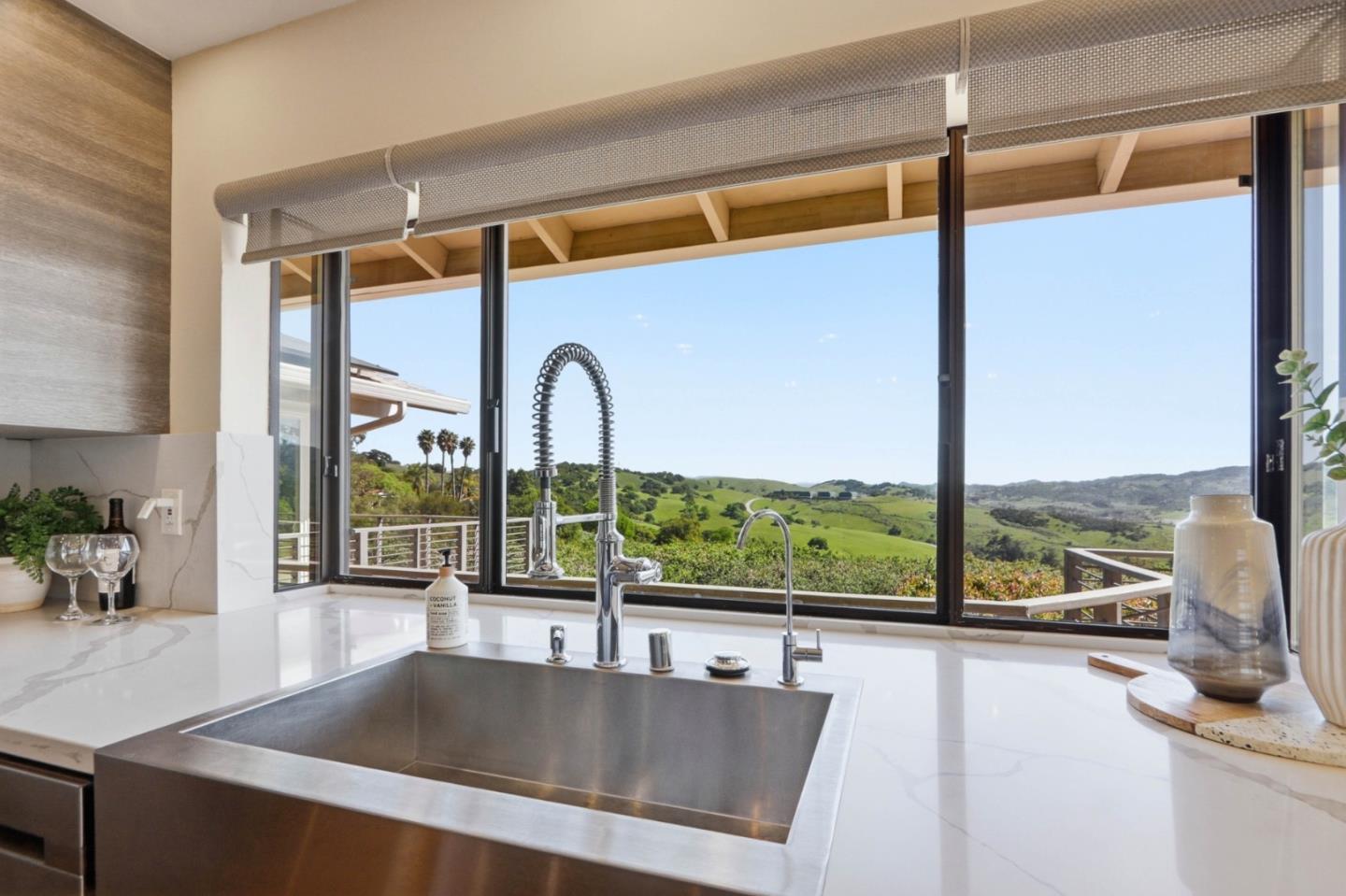 Detail Gallery Image 19 of 102 For 20768 Scenic Vista Dr, San Jose,  CA 95120 - 5 Beds | 3/1 Baths