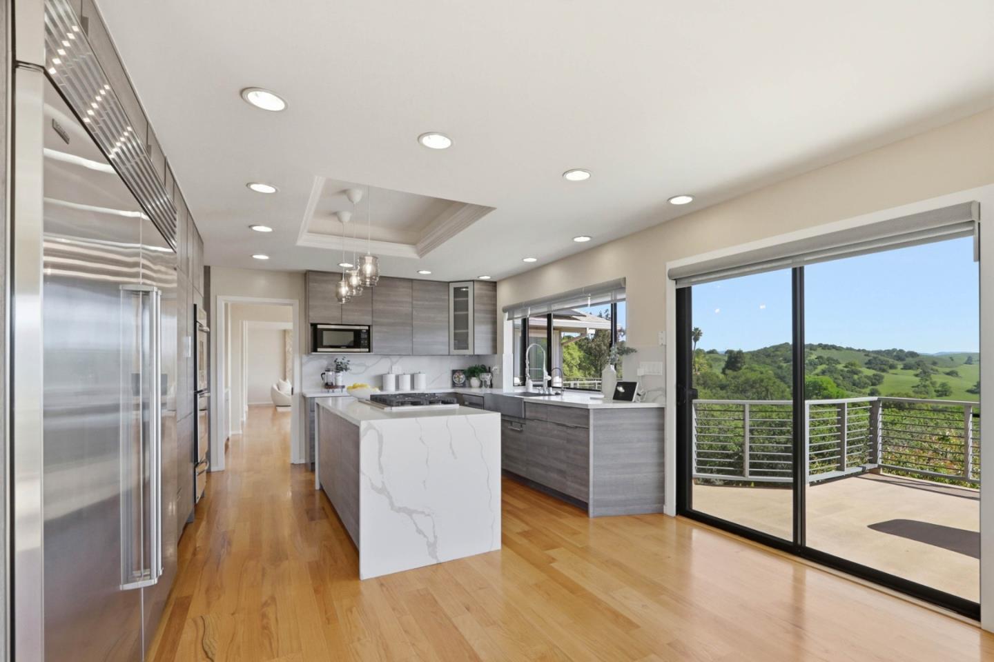 Detail Gallery Image 20 of 102 For 20768 Scenic Vista Dr, San Jose,  CA 95120 - 5 Beds | 3/1 Baths