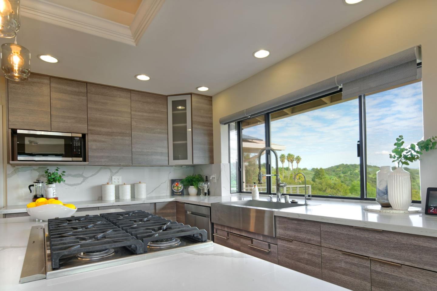 Detail Gallery Image 22 of 102 For 20768 Scenic Vista Dr, San Jose,  CA 95120 - 5 Beds | 3/1 Baths