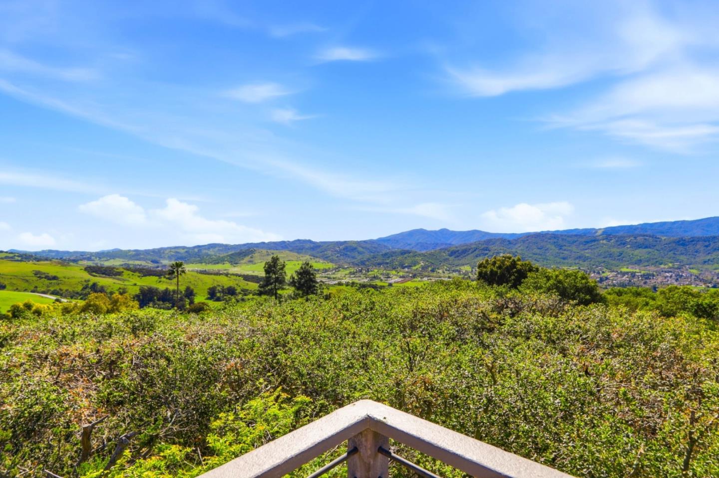 Detail Gallery Image 67 of 102 For 20768 Scenic Vista Dr, San Jose,  CA 95120 - 5 Beds | 3/1 Baths