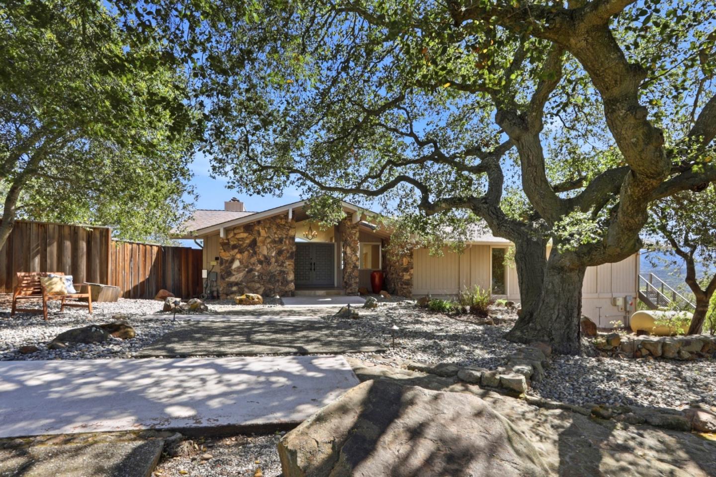 Detail Gallery Image 8 of 102 For 20768 Scenic Vista Dr, San Jose,  CA 95120 - 5 Beds | 3/1 Baths