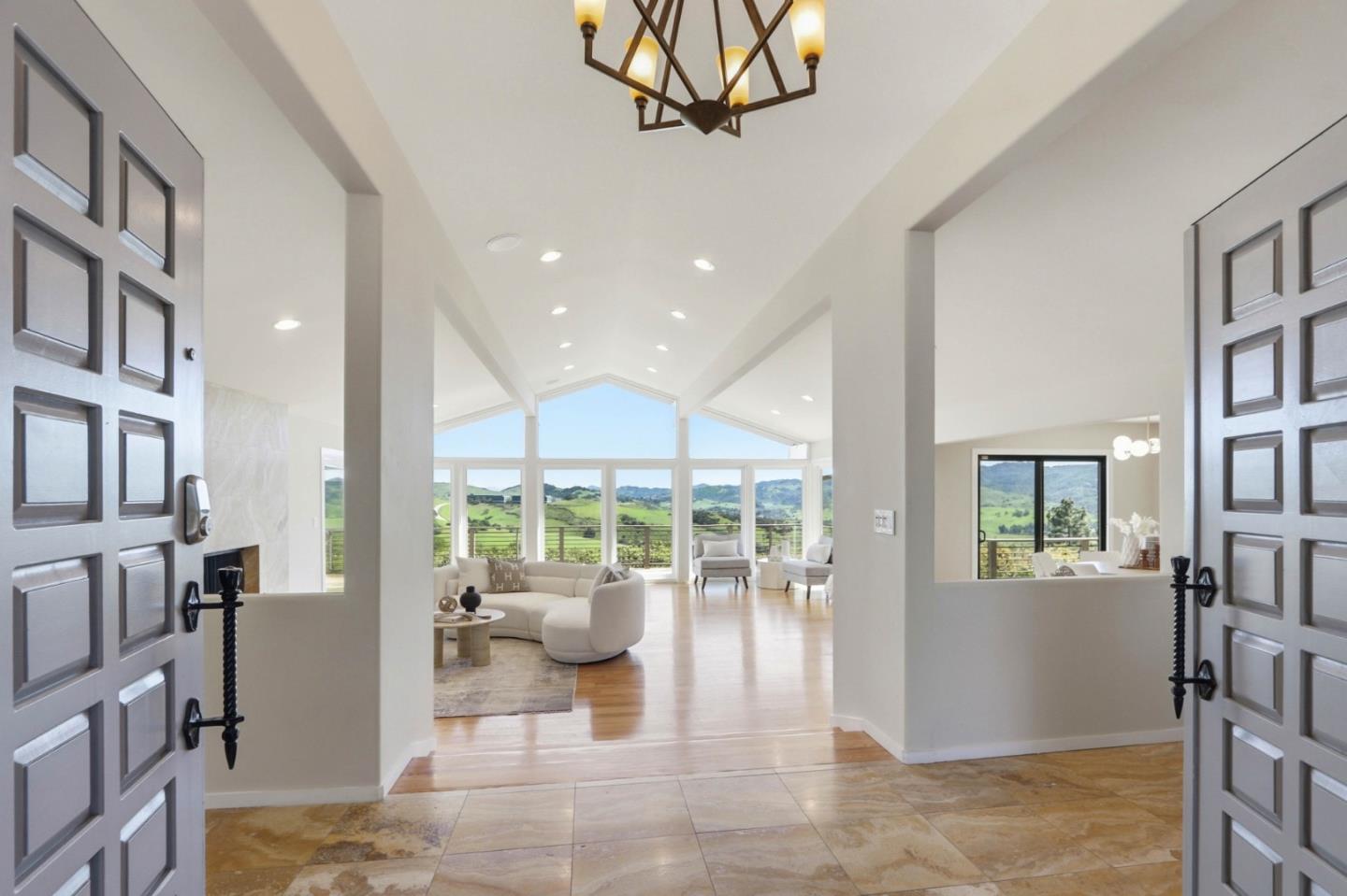 Detail Gallery Image 9 of 102 For 20768 Scenic Vista Dr, San Jose,  CA 95120 - 5 Beds | 3/1 Baths