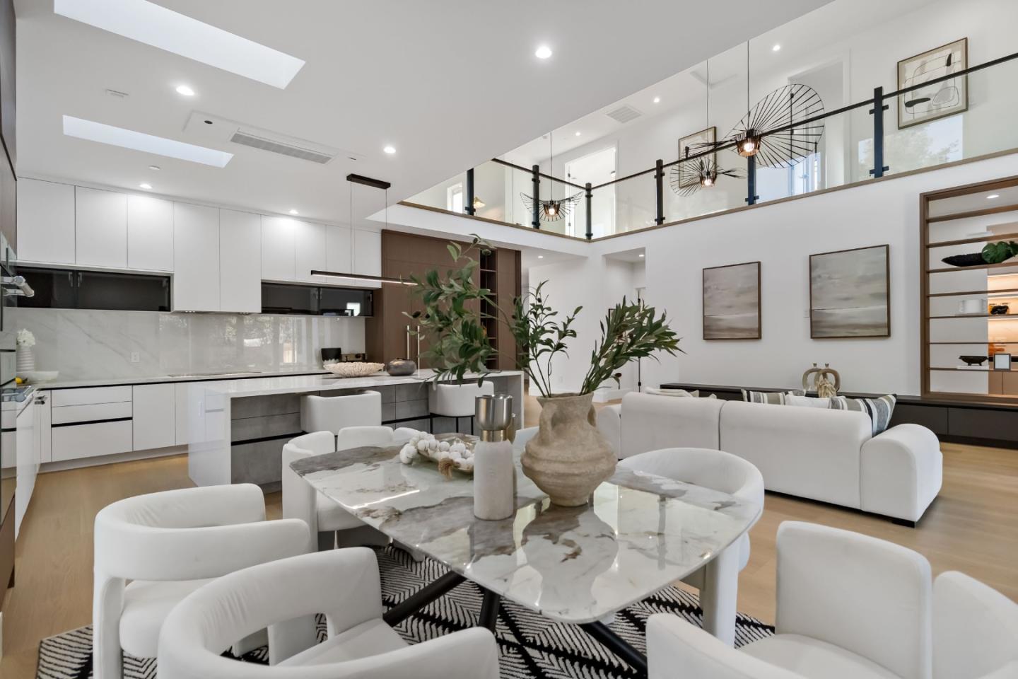 Detail Gallery Image 17 of 72 For 1040 W Riverside Way, San Jose,  CA 95129 - 6 Beds | 5/1 Baths