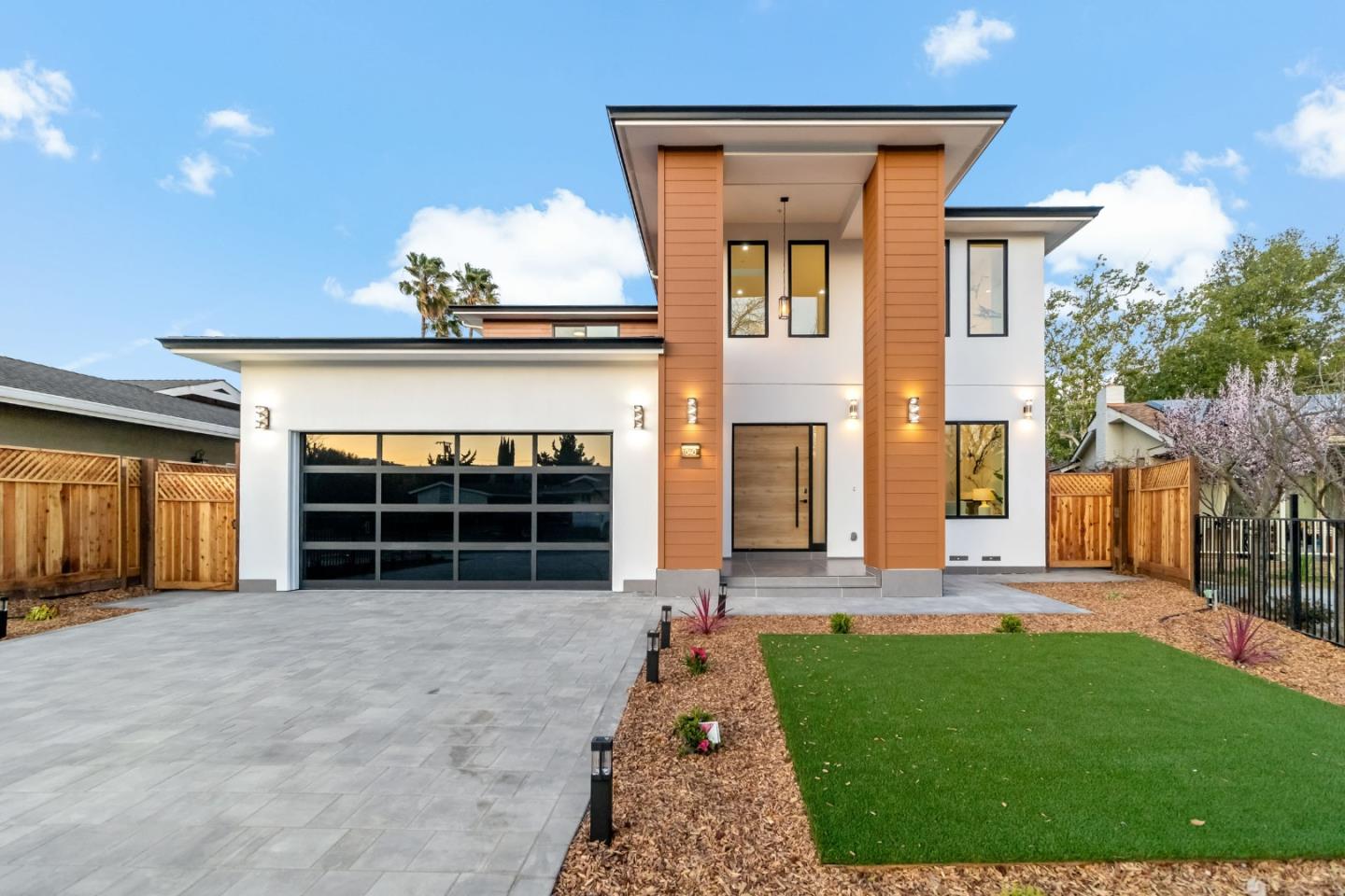 Detail Gallery Image 2 of 72 For 1040 W Riverside Way, San Jose,  CA 95129 - 6 Beds | 5/1 Baths