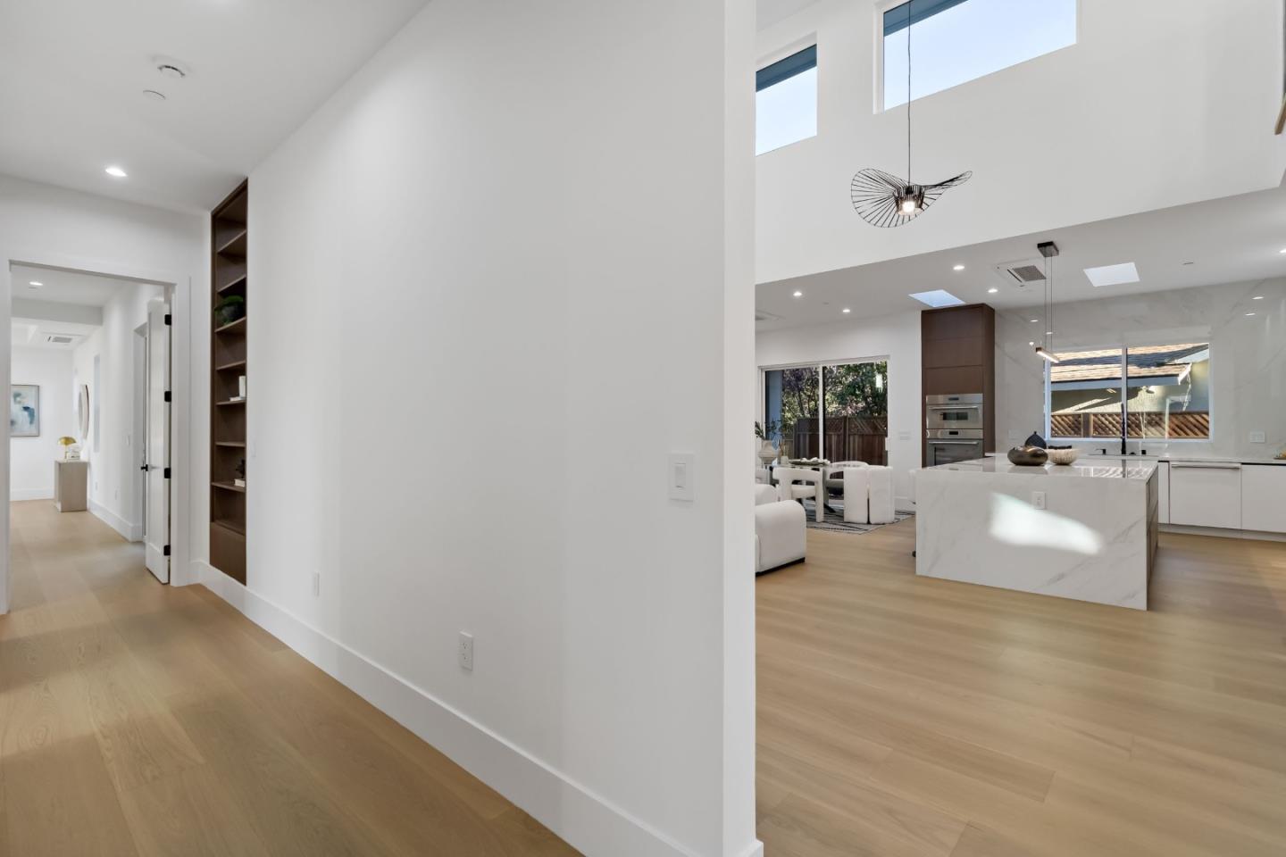 Detail Gallery Image 22 of 72 For 1040 W Riverside Way, San Jose,  CA 95129 - 6 Beds | 5/1 Baths