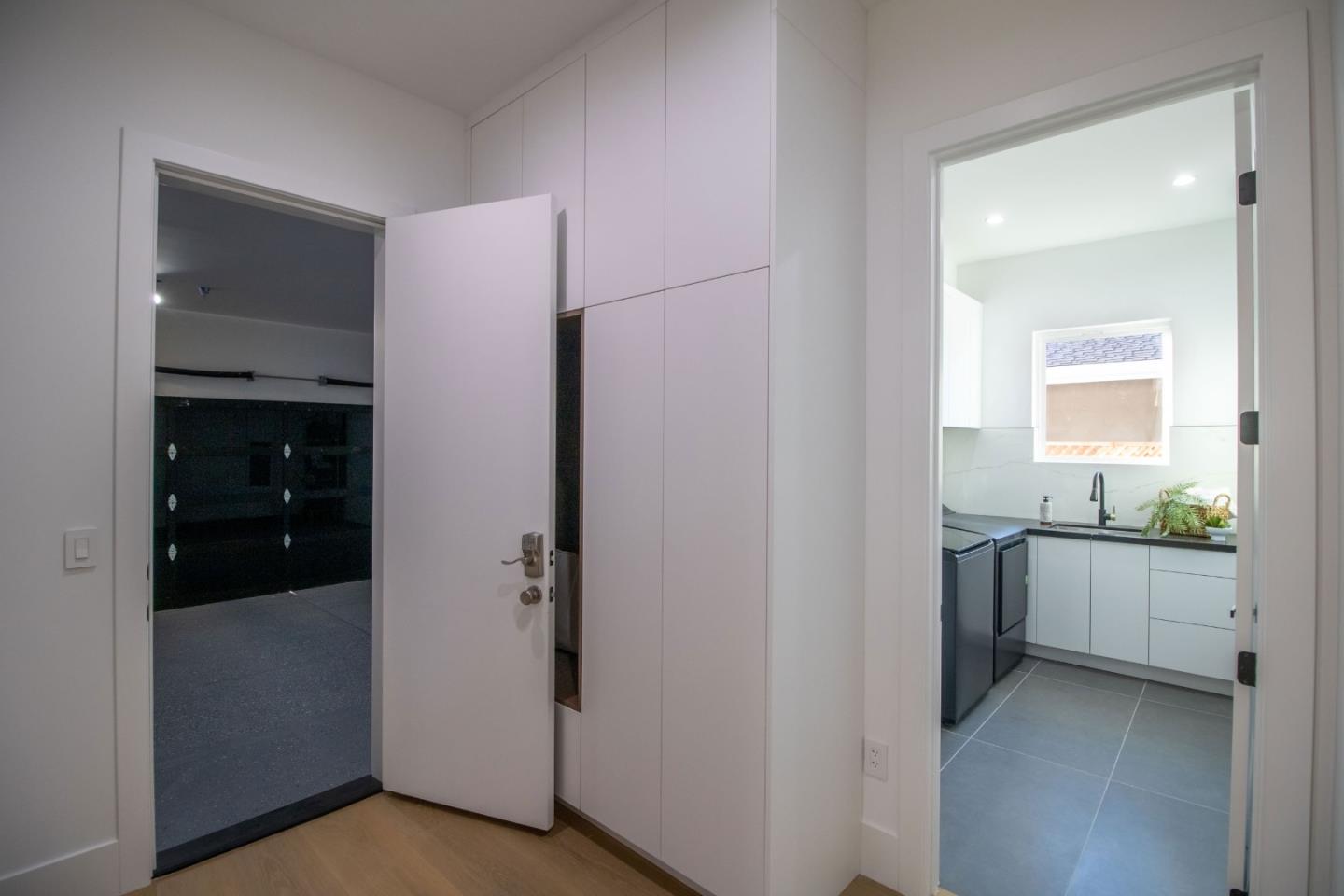 Detail Gallery Image 39 of 72 For 1040 W Riverside Way, San Jose,  CA 95129 - 6 Beds | 5/1 Baths