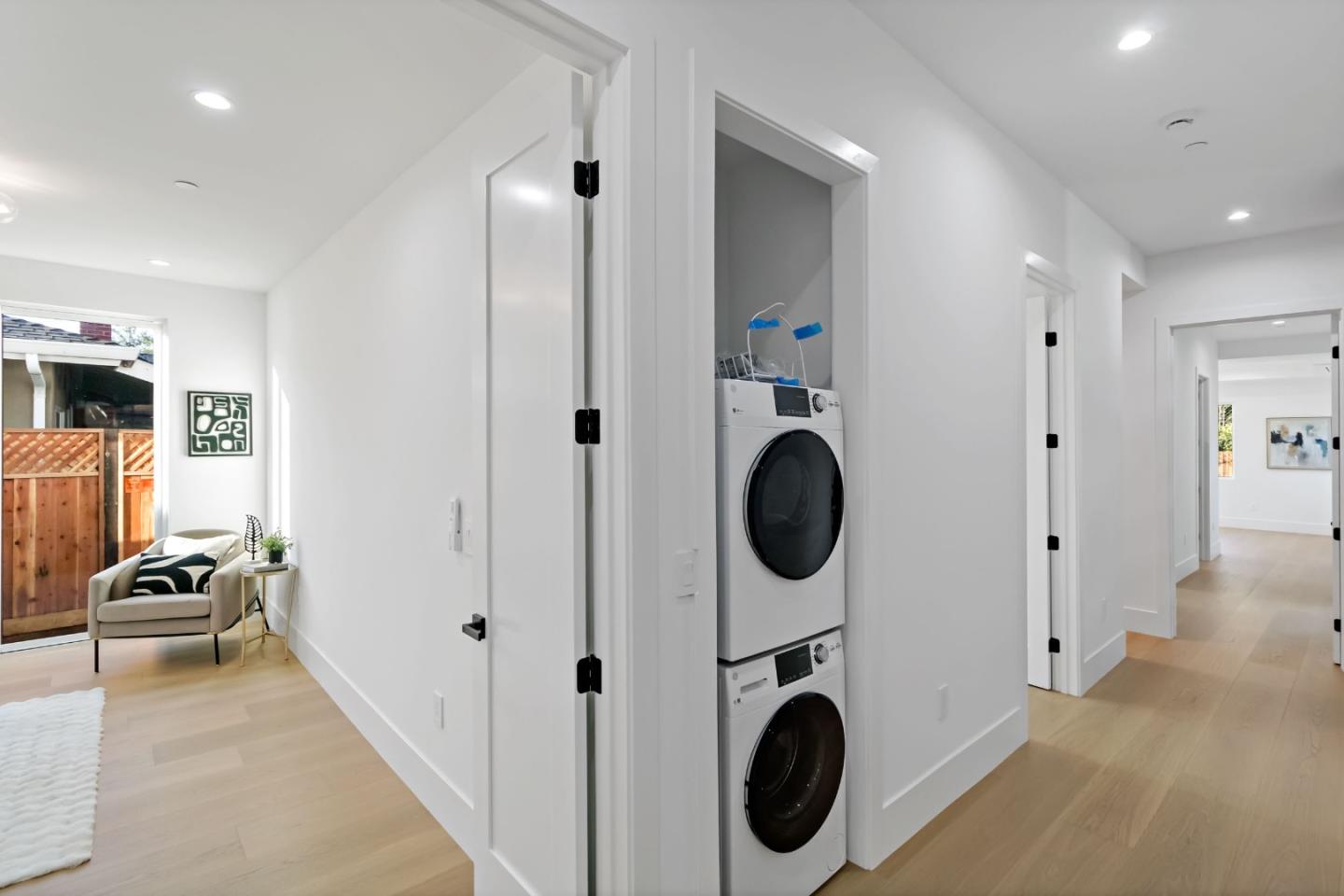 Detail Gallery Image 41 of 72 For 1040 W Riverside Way, San Jose,  CA 95129 - 6 Beds | 5/1 Baths