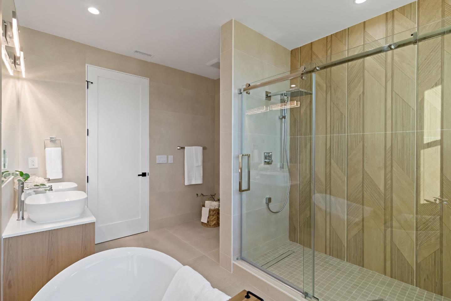 Detail Gallery Image 53 of 72 For 1040 W Riverside Way, San Jose,  CA 95129 - 6 Beds | 5/1 Baths