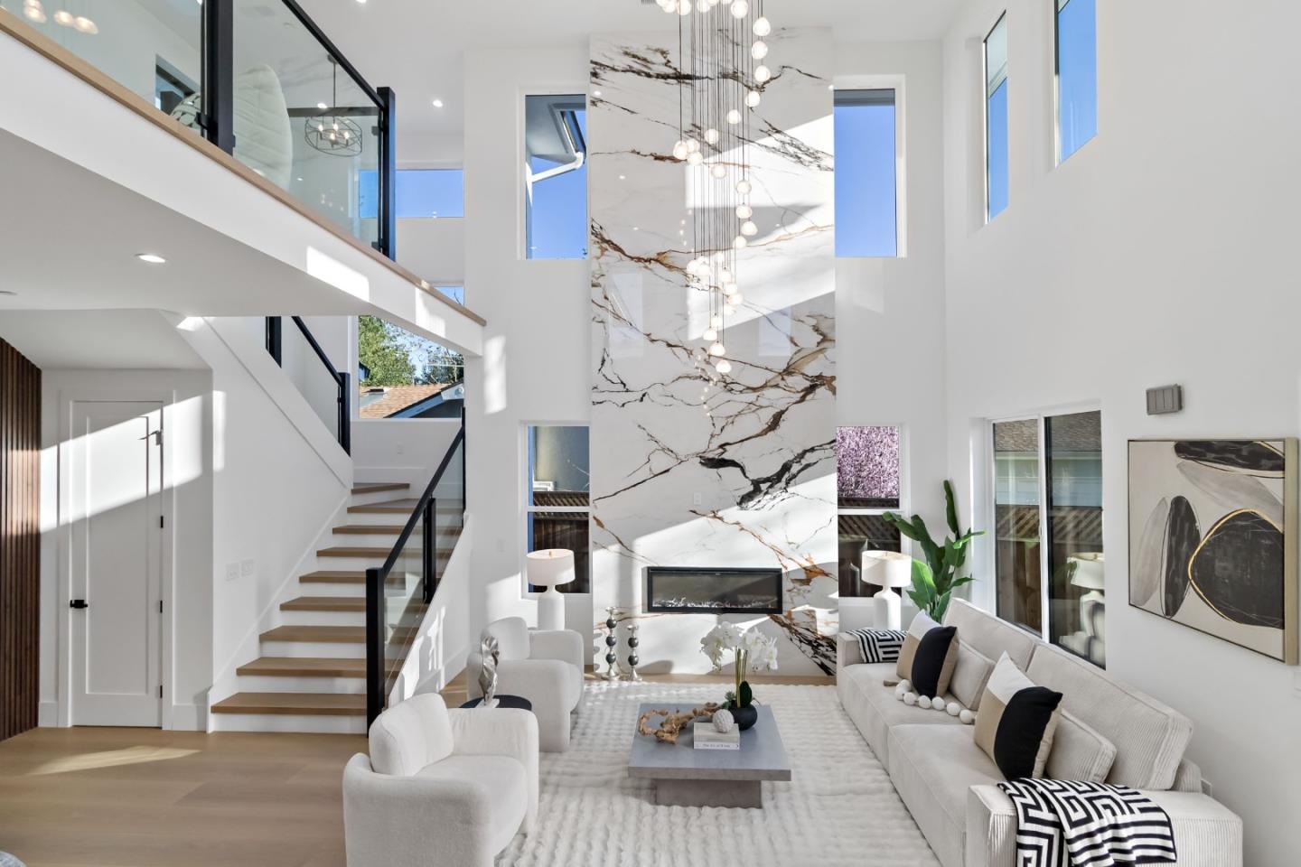 Detail Gallery Image 6 of 72 For 1040 W Riverside Way, San Jose,  CA 95129 - 6 Beds | 5/1 Baths