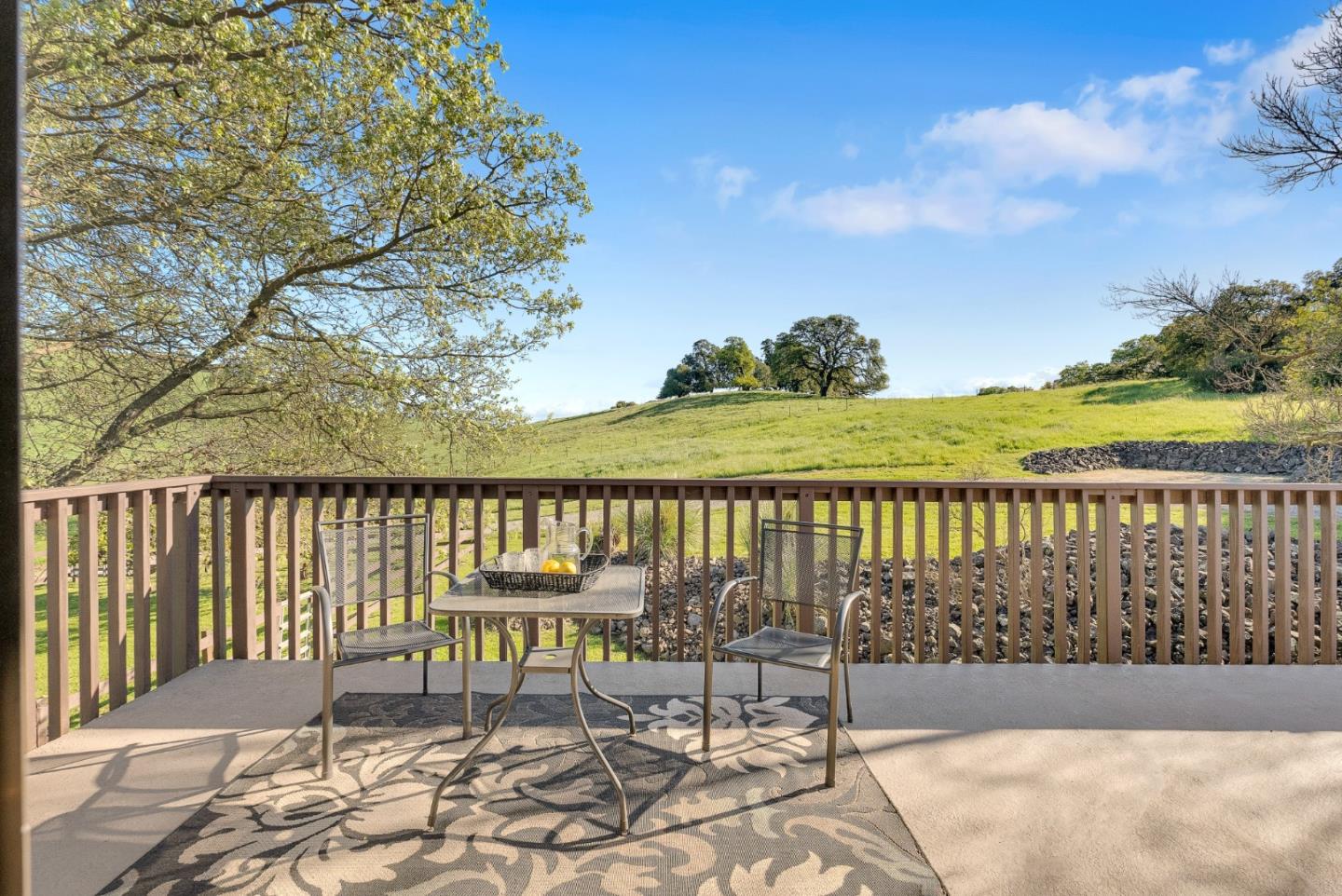 Detail Gallery Image 23 of 48 For 3270 Paseo Vista Ave, San Martin,  CA 95046 - 4 Beds | 3 Baths