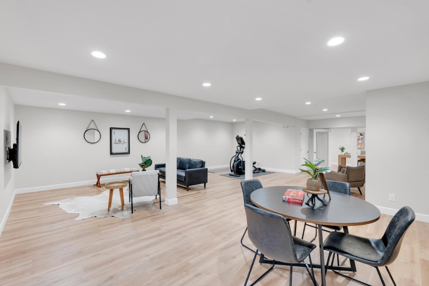 Detail Gallery Image 27 of 48 For 3270 Paseo Vista Ave, San Martin,  CA 95046 - 4 Beds | 3 Baths