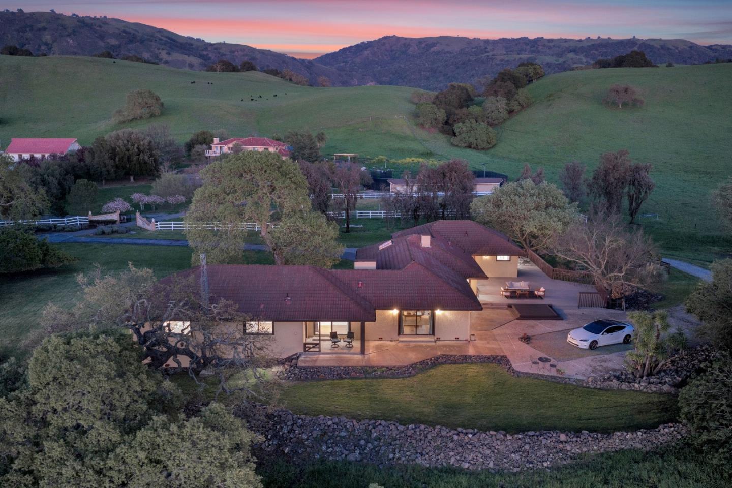 Detail Gallery Image 45 of 48 For 3270 Paseo Vista Ave, San Martin,  CA 95046 - 4 Beds | 3 Baths