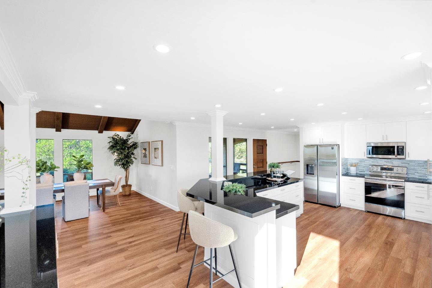 Detail Gallery Image 9 of 48 For 3270 Paseo Vista Ave, San Martin,  CA 95046 - 4 Beds | 3 Baths