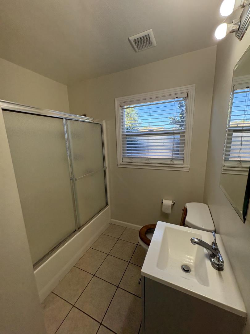 Detail Gallery Image 15 of 19 For 241 Lerwick Dr, Monterey,  CA 93940 - 2 Beds | 1 Baths