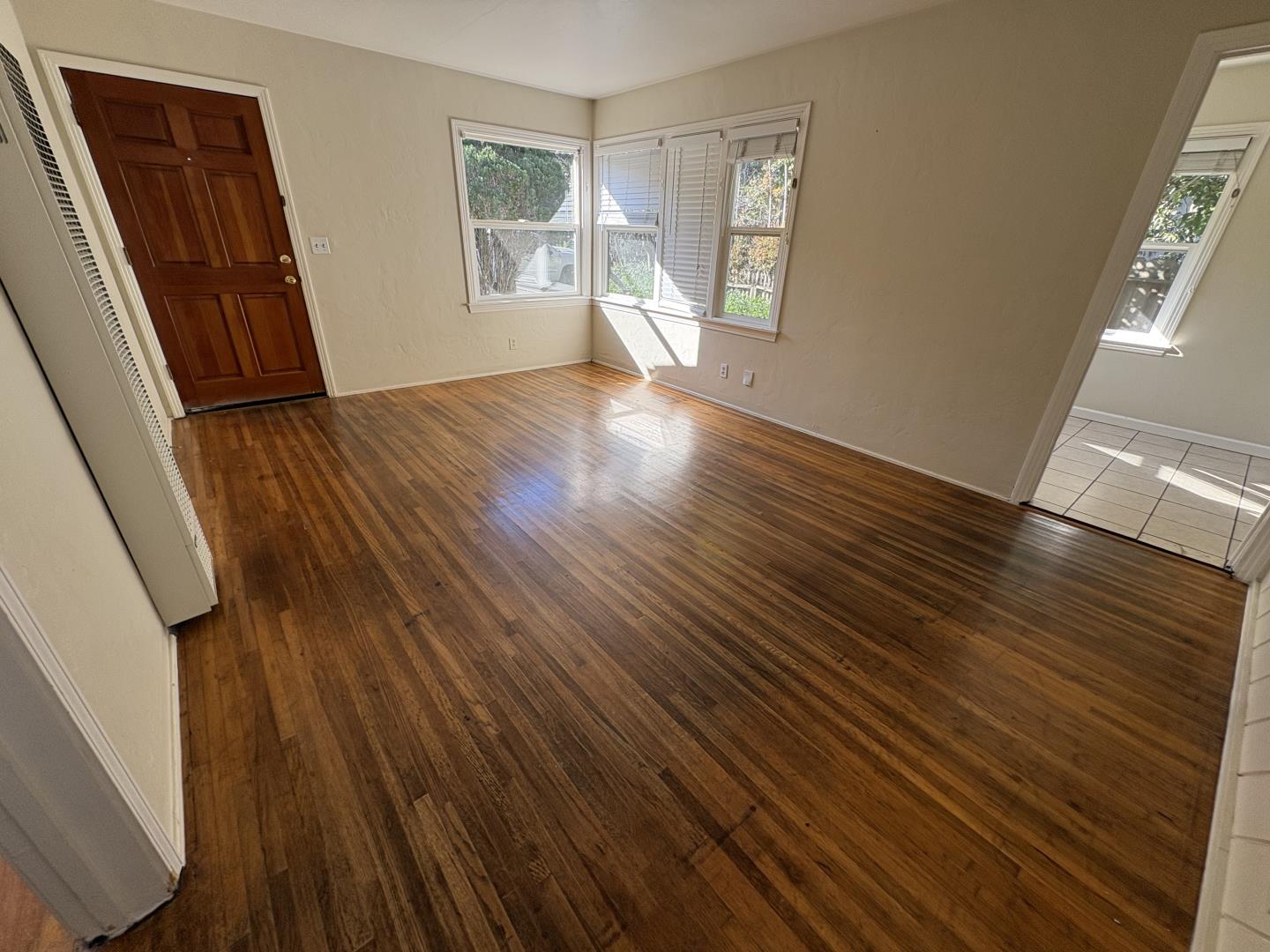 Detail Gallery Image 9 of 19 For 241 Lerwick Dr, Monterey,  CA 93940 - 2 Beds | 1 Baths