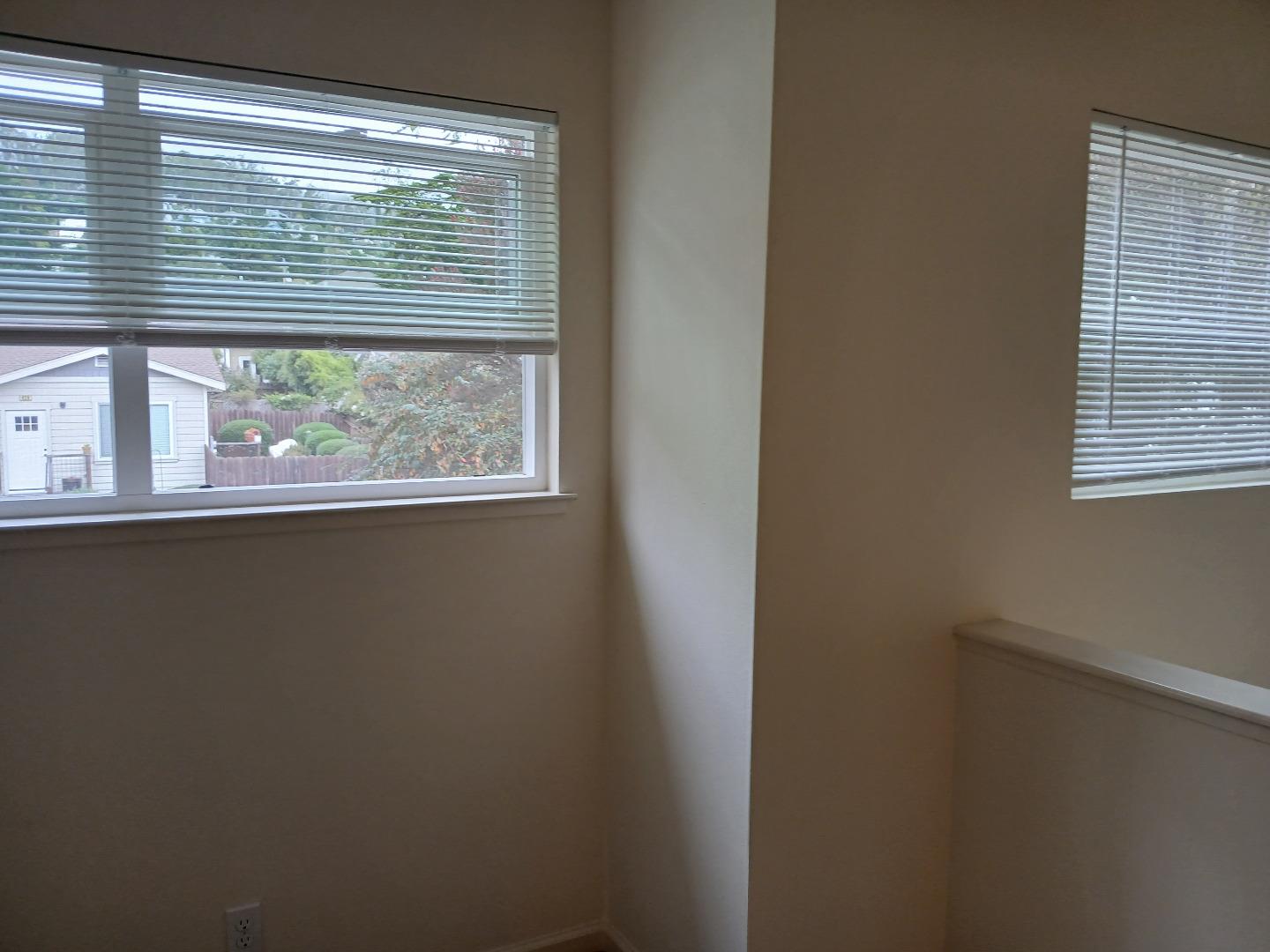 Detail Gallery Image 12 of 24 For 410 Coronado St, El Granada,  CA 94018 - 1 Beds | 1 Baths