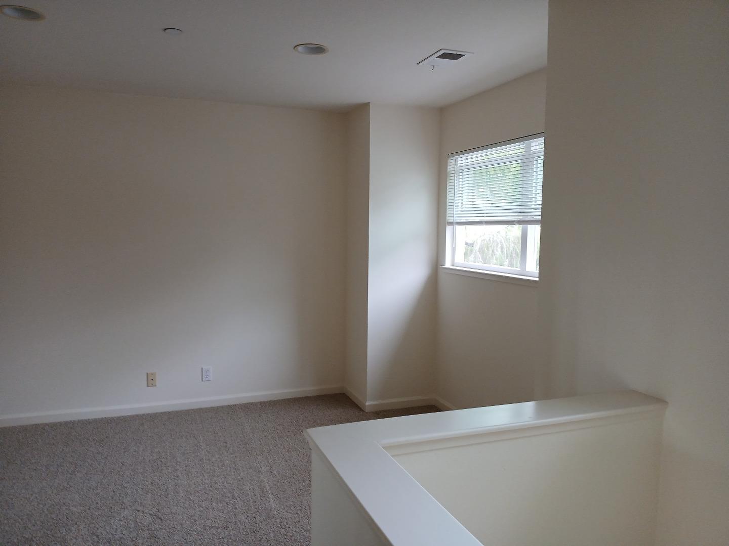 Detail Gallery Image 4 of 24 For 410 Coronado St, El Granada,  CA 94018 - 1 Beds | 1 Baths