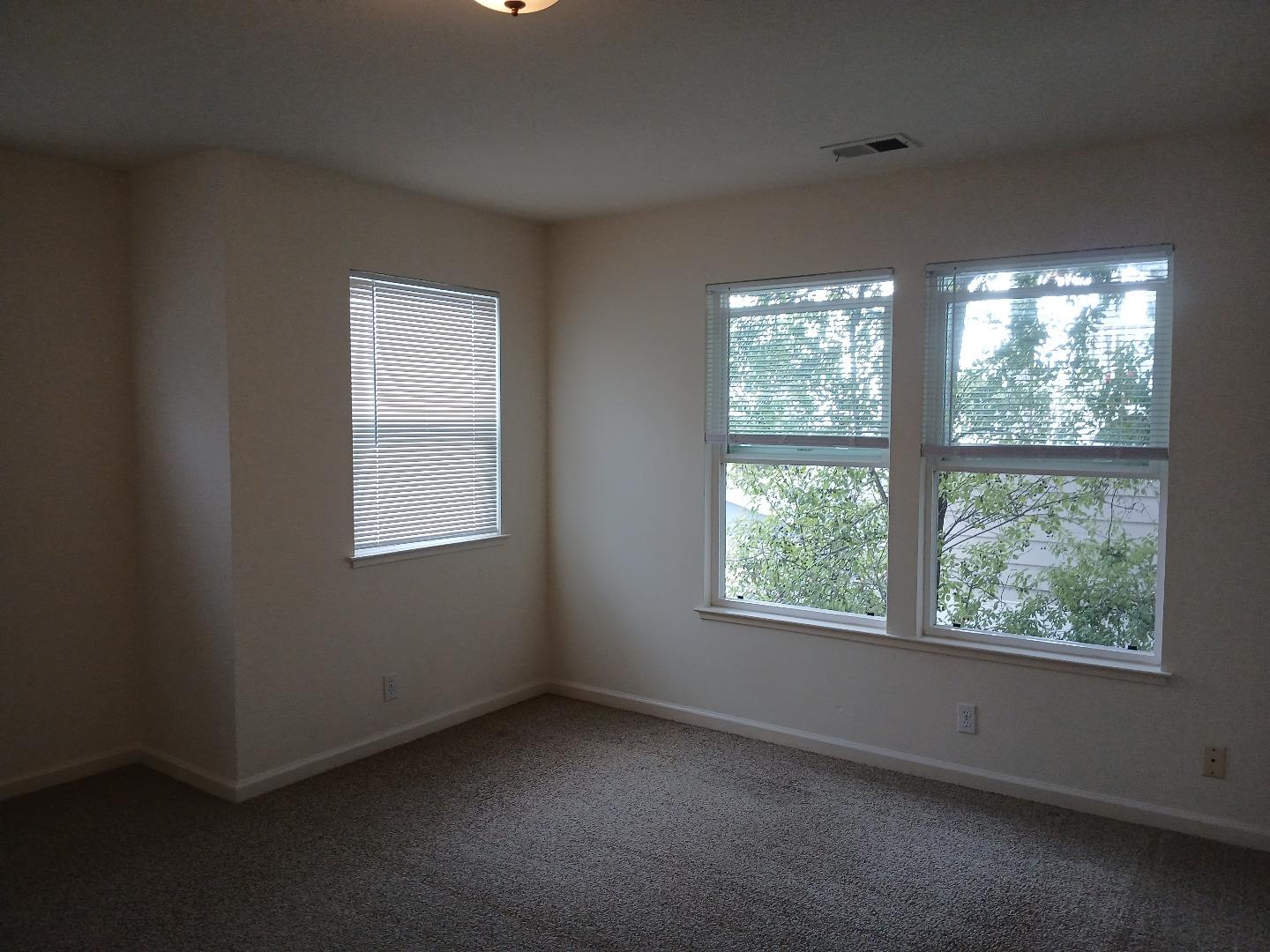 Detail Gallery Image 9 of 24 For 410 Coronado St, El Granada,  CA 94018 - 1 Beds | 1 Baths