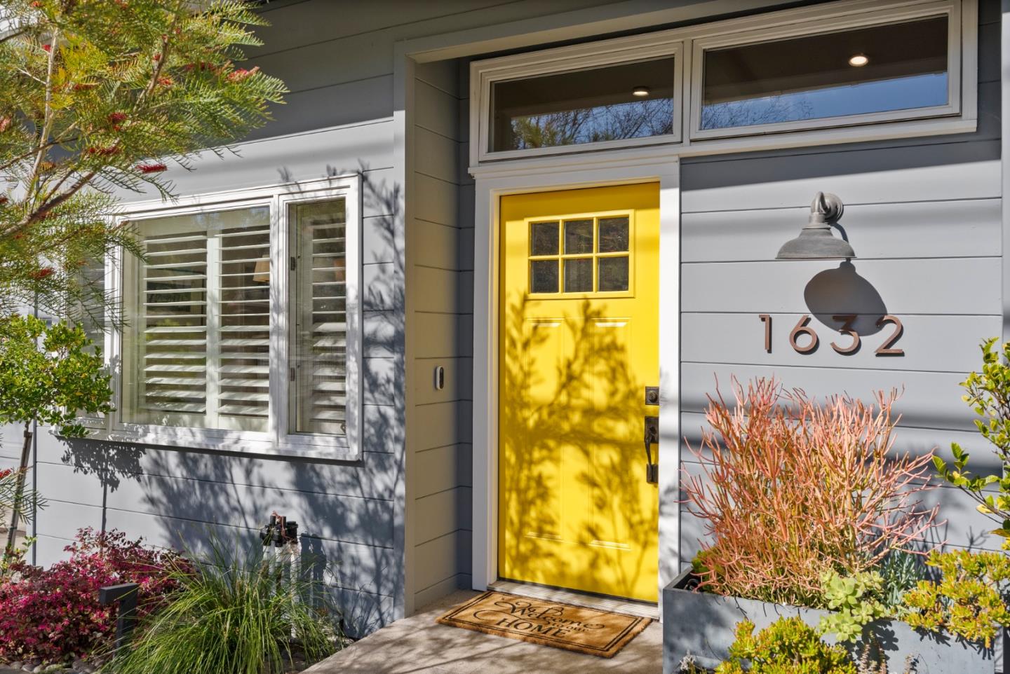 Detail Gallery Image 2 of 46 For 1632 Notre Dame Ave, Belmont,  CA 94002 - 3 Beds | 3 Baths