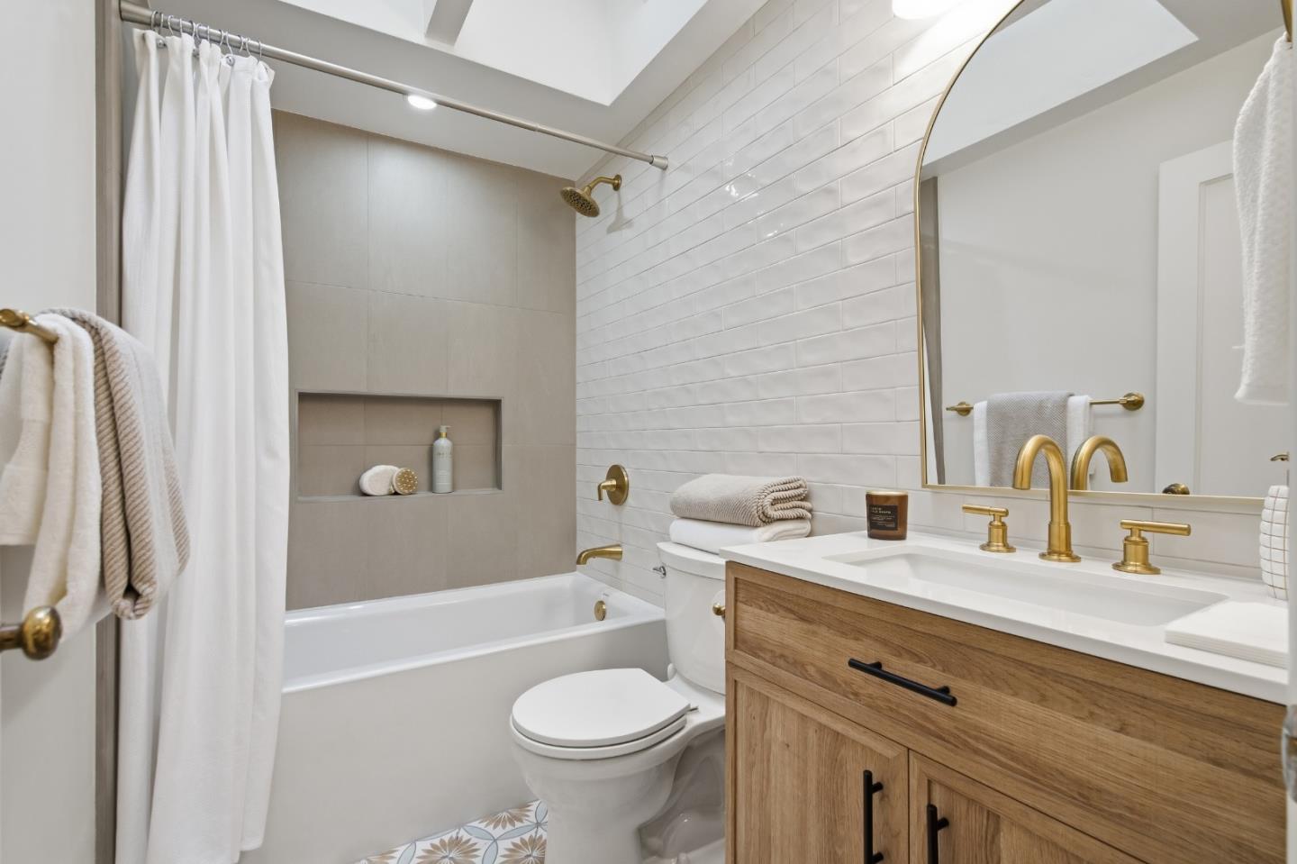 Detail Gallery Image 27 of 46 For 1632 Notre Dame Ave, Belmont,  CA 94002 - 3 Beds | 3 Baths