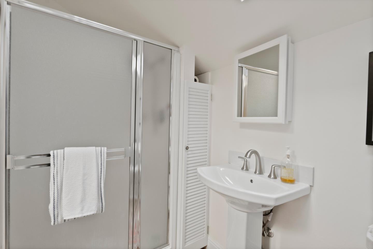 Detail Gallery Image 35 of 46 For 1632 Notre Dame Ave, Belmont,  CA 94002 - 3 Beds | 3 Baths