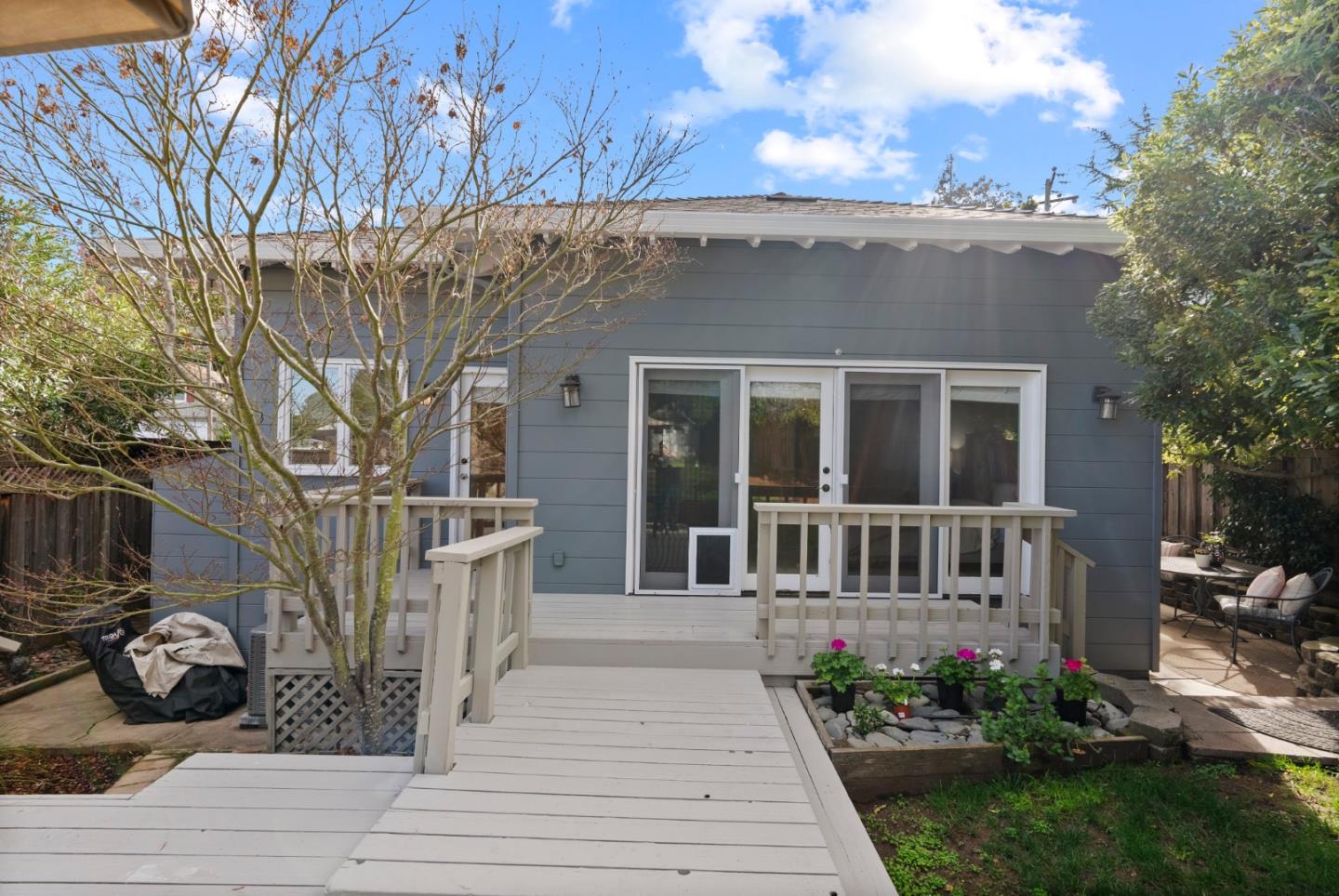 Detail Gallery Image 41 of 46 For 1632 Notre Dame Ave, Belmont,  CA 94002 - 3 Beds | 3 Baths