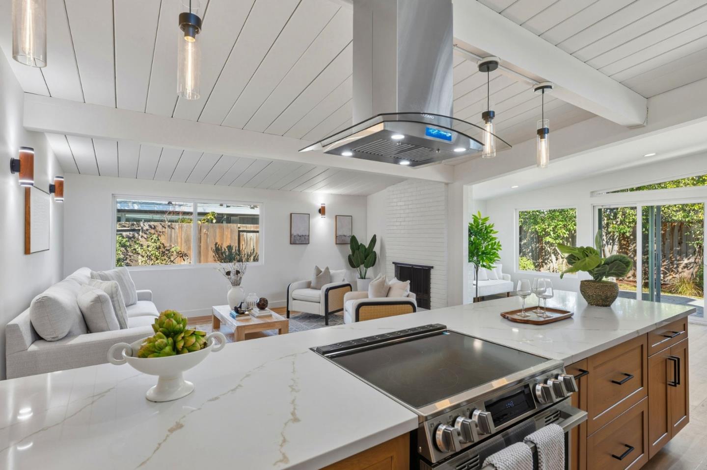 Detail Gallery Image 12 of 48 For 4225 Park Blvd, Palo Alto,  CA 94306 - 4 Beds | 2 Baths