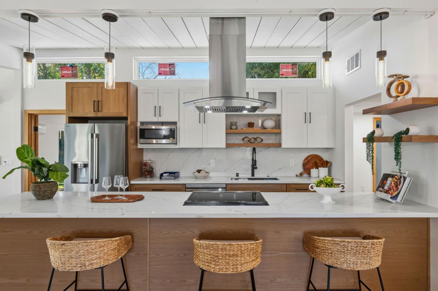 Detail Gallery Image 16 of 48 For 4225 Park Blvd, Palo Alto,  CA 94306 - 4 Beds | 2 Baths