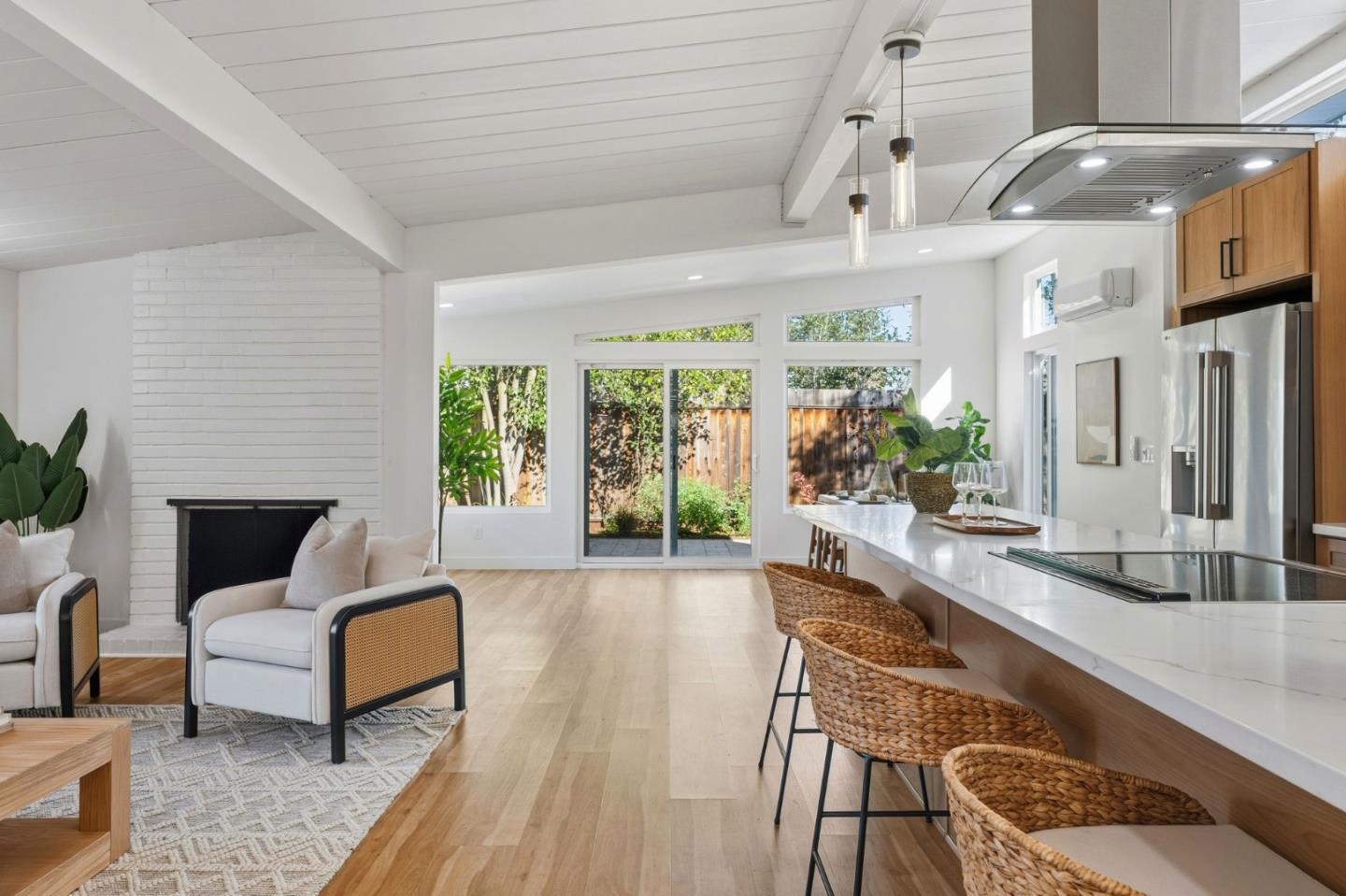 Detail Gallery Image 17 of 48 For 4225 Park Blvd, Palo Alto,  CA 94306 - 4 Beds | 2 Baths