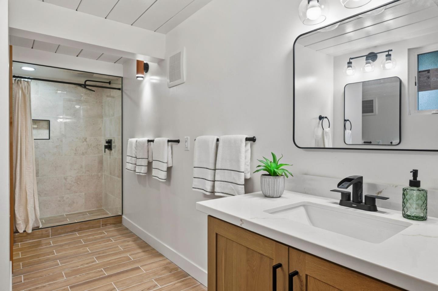 Detail Gallery Image 37 of 48 For 4225 Park Blvd, Palo Alto,  CA 94306 - 4 Beds | 2 Baths