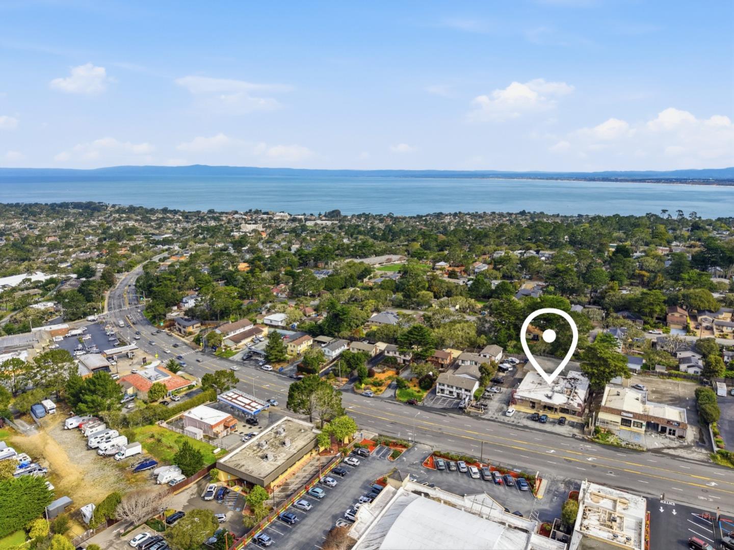 Detail Gallery Image 5 of 10 For 1157 Forest Ave, Pacific Grove,  CA 93950 - – Beds | – Baths