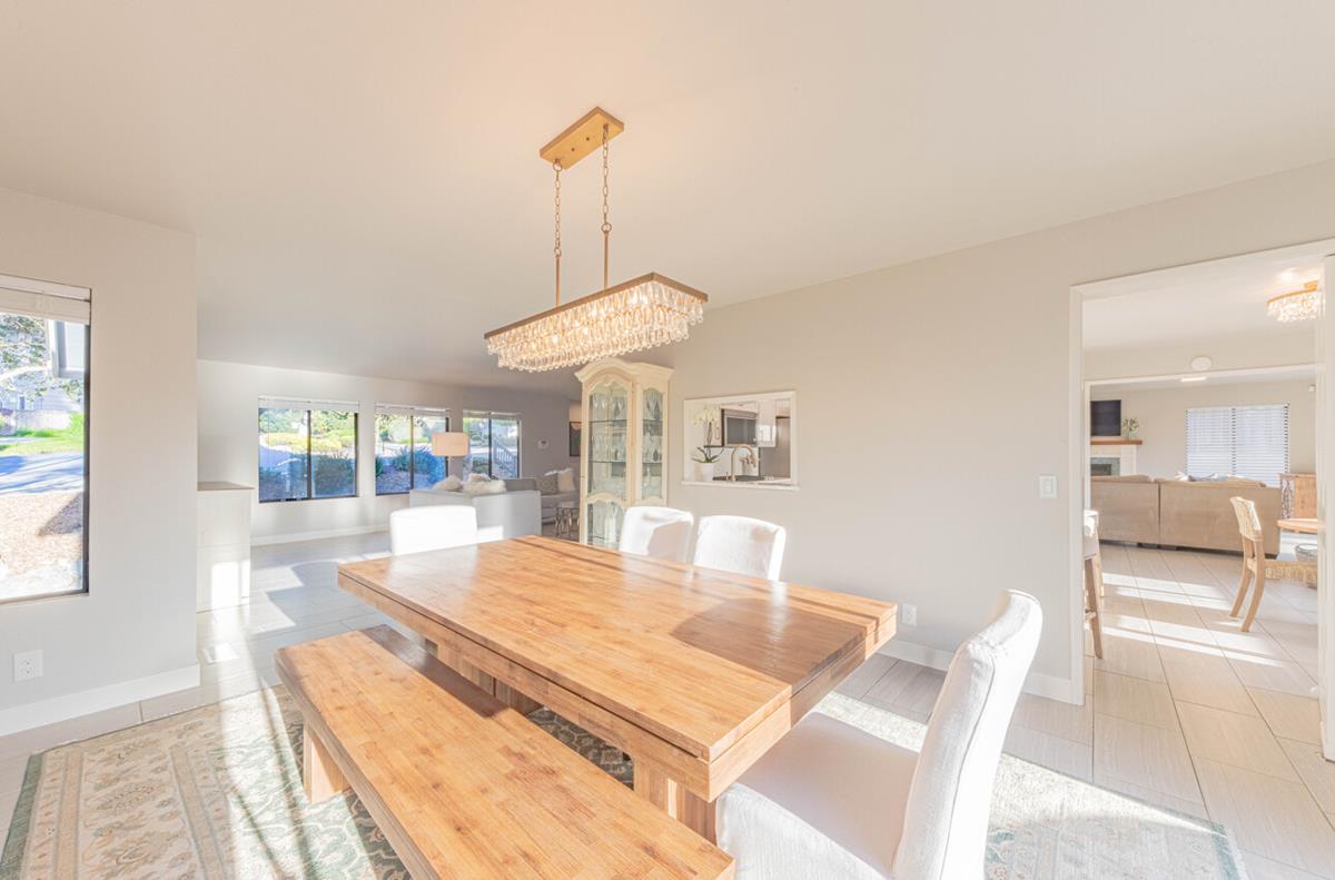 Detail Gallery Image 13 of 59 For 22 Deer Forest Dr, Monterey,  CA 93940 - 4 Beds | 2/1 Baths