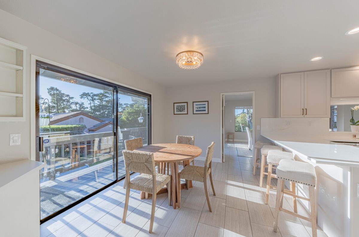 Detail Gallery Image 15 of 59 For 22 Deer Forest Dr, Monterey,  CA 93940 - 4 Beds | 2/1 Baths